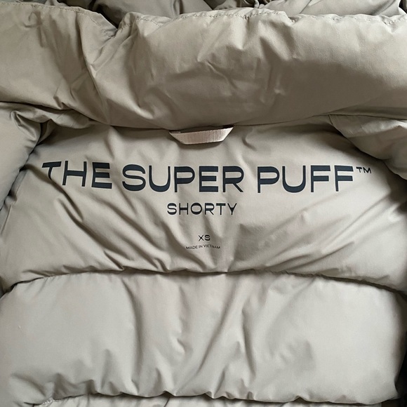 TNA Super Puff Shorty - Picture 2 of 7